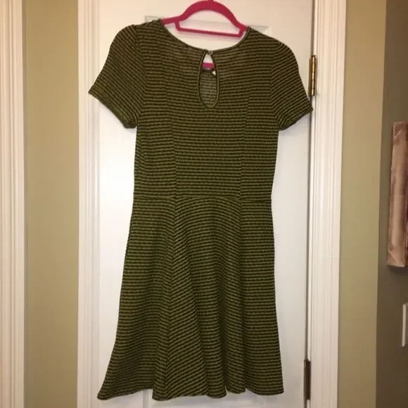 FP Beach knit dress black yellow green stripes Medium keyhole skater fit flare - Picture 4 of 5